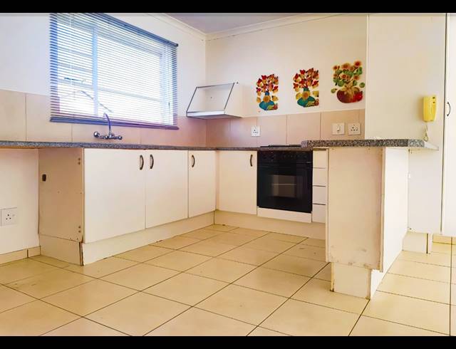 2 BEDROOM SIMPLEX RENTED IN LIEFDE EN VREDE